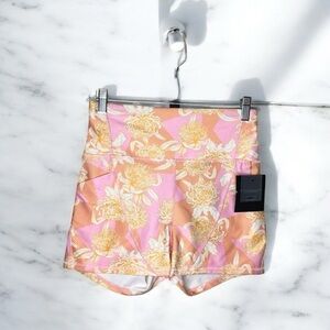 Marika CycleHouse Fairytale Abstract Floral Pink High Waist Athletic Short M NWT